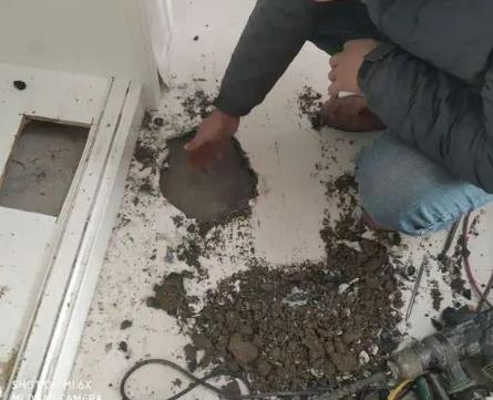 苏尼特左漏水检测公司为您专业分享下阳台漏水要尽快修，做到这几点，少麻烦又省钱！